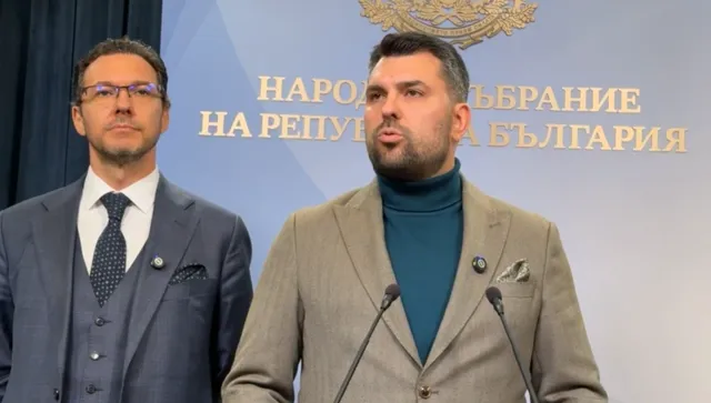ГЕРБ призова Радев да се обади на Путин, Митрофанова не отговаря на ранга му 
