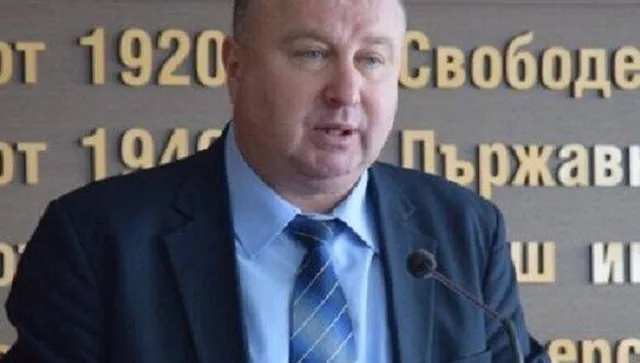 В Министерство на образованието продължават скандалните назначения от "прогресивната" власт 
