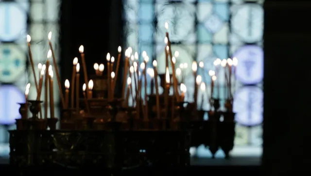 Руснаците атакуваха катедрала в Херсон, свещеник е убит в съседно село при руски обстрел