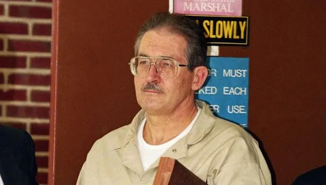 Агент на ЦРУ, продал американски тайни на Москва за милиони долара, почина в затвора