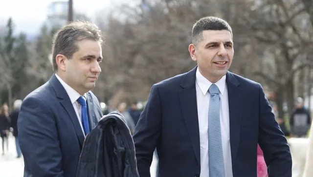 “Да, България”: Радев няма право да атакува нашите избиратели