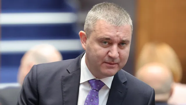 ГЕРБ отново призова за обща дясна кандидатура за президент - иначе шансовете за победа над Йотова са нищожни