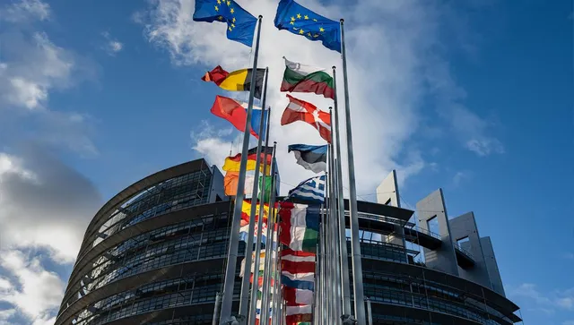 Европейският парламент сне имунитета на евродепутат от Румъния