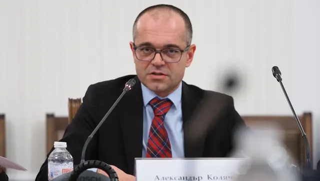 Шефът та КЗП: Телефоните ни прегряват от жалби на граждани