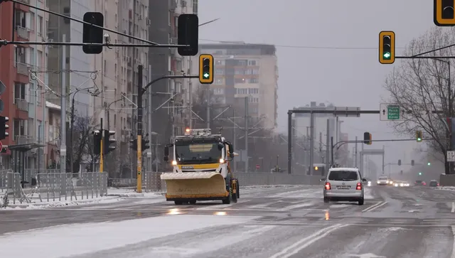 Започва дъжд от североизток и обхваща страната, по-късно се обръща в сняг 