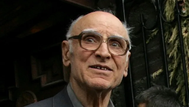 Преди 36 години БКП започва панически да прочиства досиетата на ДС