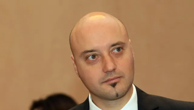 Атанас Славов: Не изключвам сделка между Борисов и Радев за тези избори