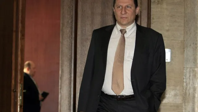 "Студенти против мафията" настояват:  Оставка на Борислав Сарафов 