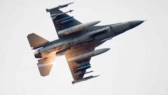 Business Insider: Световният рекорд на украинския F-16 говори за значителен прогрес на ВСУ