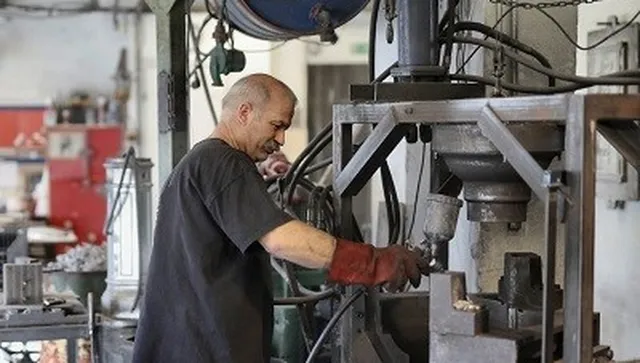 От 1 април презичисляват пенсиите на работещите пенсионери 