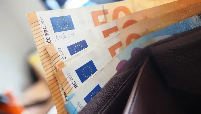 Швеция гледа към еврозоната: Проучва предимствата на приемането на еврото