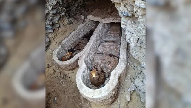 Археолози намериха текст на Омир в мумия от римската епоха в Египет