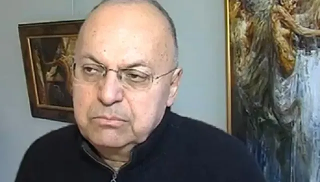 Мистер „Грипен”, аркадаш „Боташ” и  навсегда „Друг наш” - бившият президент, също като бившият цар е гол 