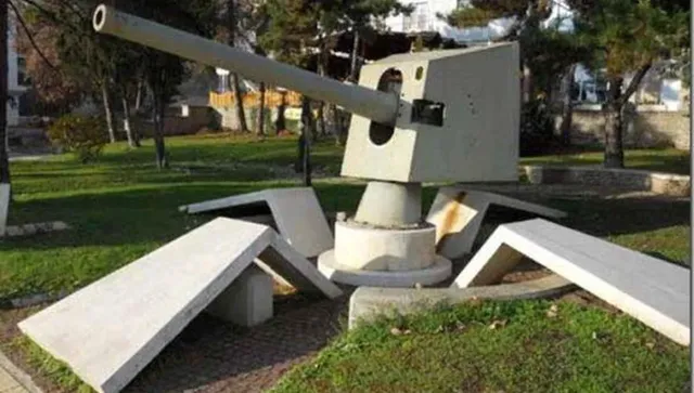 Черен ден - руска ескадра бомбардира и разрушава Балчик!