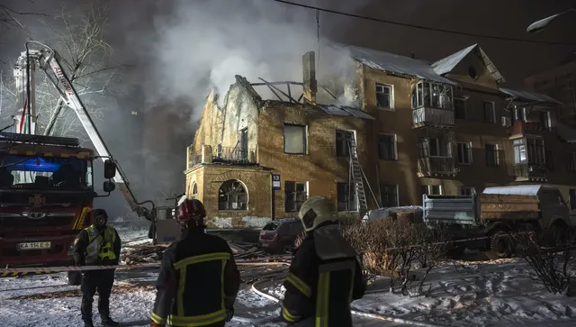 4000 сгради в Киев без парно при минус 12 градуса, 600 000 души са напуснали града