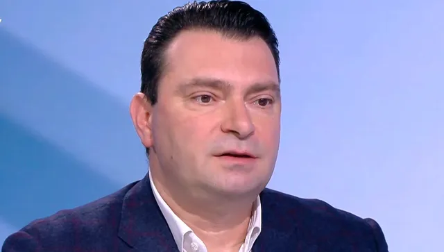 Калоян Паргов: Конгресът на БСП може да се отложи заради Радев! Задава се нова Ялта 