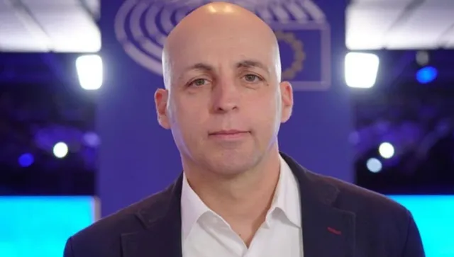 И репортерът Стоян Георгиев напуска бТВ, солидарен с Мария Цънцарова