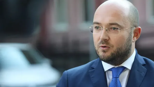 Министър Георгиев разпореди проверка как е било вписано НПО-то на Иво Калушев