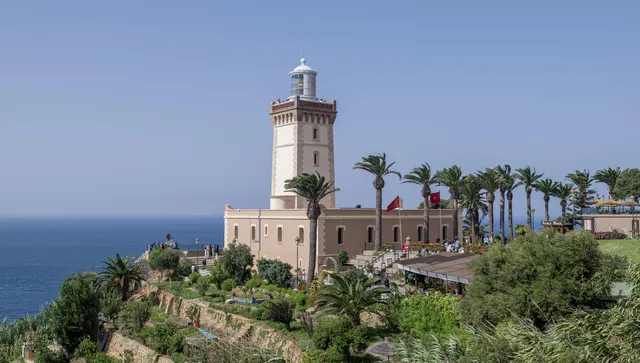 За половин час до Африка: ще има ли железопътен тунел под Гибралтар?