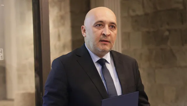 Отведен е за разпит кметът на Кърджали
