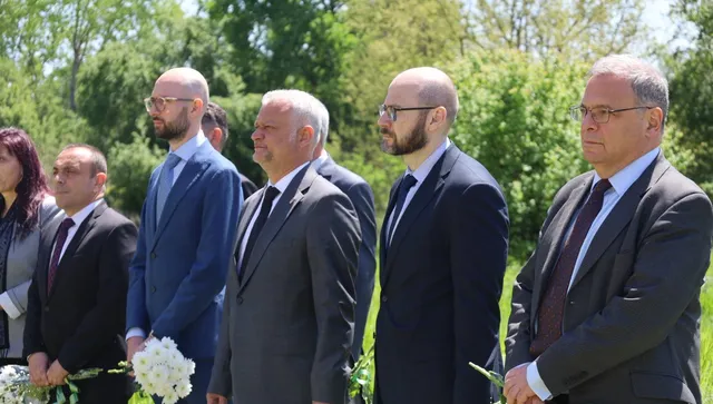 Министри отдадоха почит към паметта на жертвите и репресираните на остров Персин