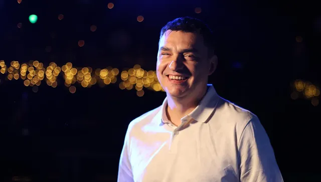 Граждани спипаха кандидата на Радев Владимир Николов в нарушение на изборното законодателство