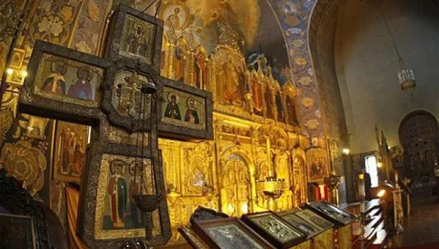 Силата на покаянието и вярата: Историята на св. Кирил Йерусалимски и мъчениците Трофим и Евкарпий