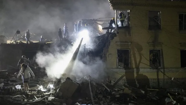 Безмилостна Русия: Вражески атаки оставиха на тъмно хиляди украинци при минусови температури