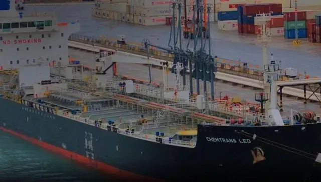 Украински военноморски дронове поразиха санкциониран танкер в Черно море