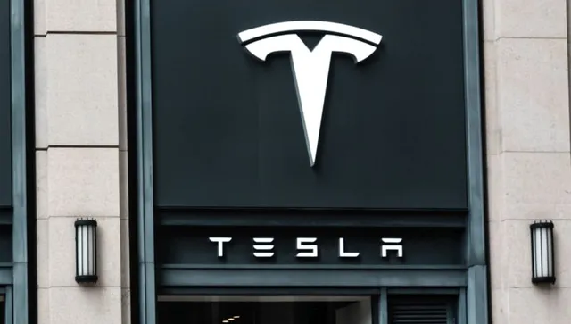 Tesla изтегля 3 млн. коли заради дефект в дръжките на вратите - блокират и водят до множество смъртни случаи