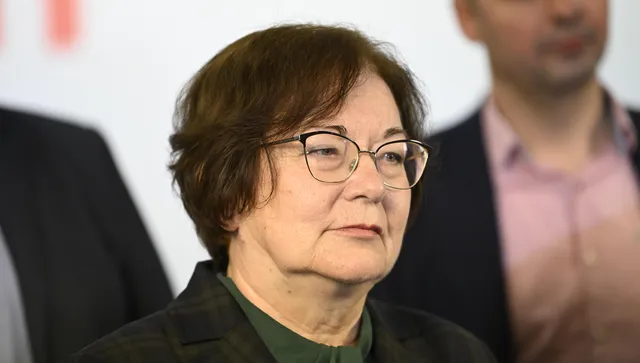 Заместничка на Зарков: В БСП го обичаме, и България го обича