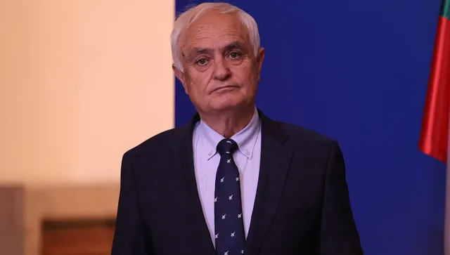 Запрянов: Модернизацията на армията не е спряла, но не са осигурени средствата за 2026 г.