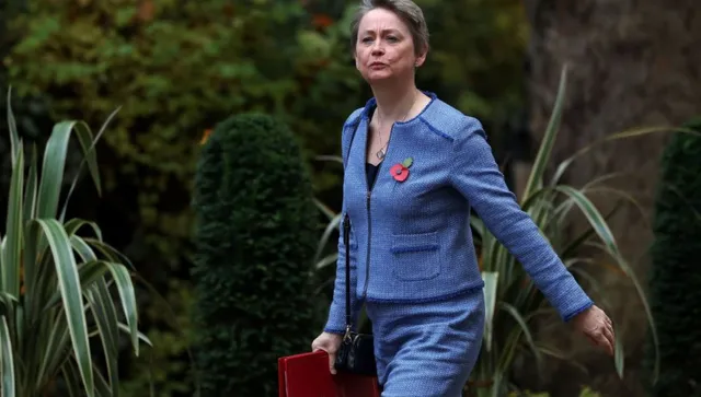 Лондон: Русия и Иран се опитват да похитят глобалната икономика