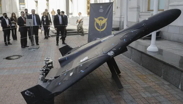 Хакери, пробили руска министерска среща, на която се намеква, че Китай доставя 90% от електрониката за дронове