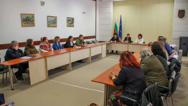 В Тетевен се проведе работната среща, свързана с държавния план-прием за учебната 2026/2027 г.